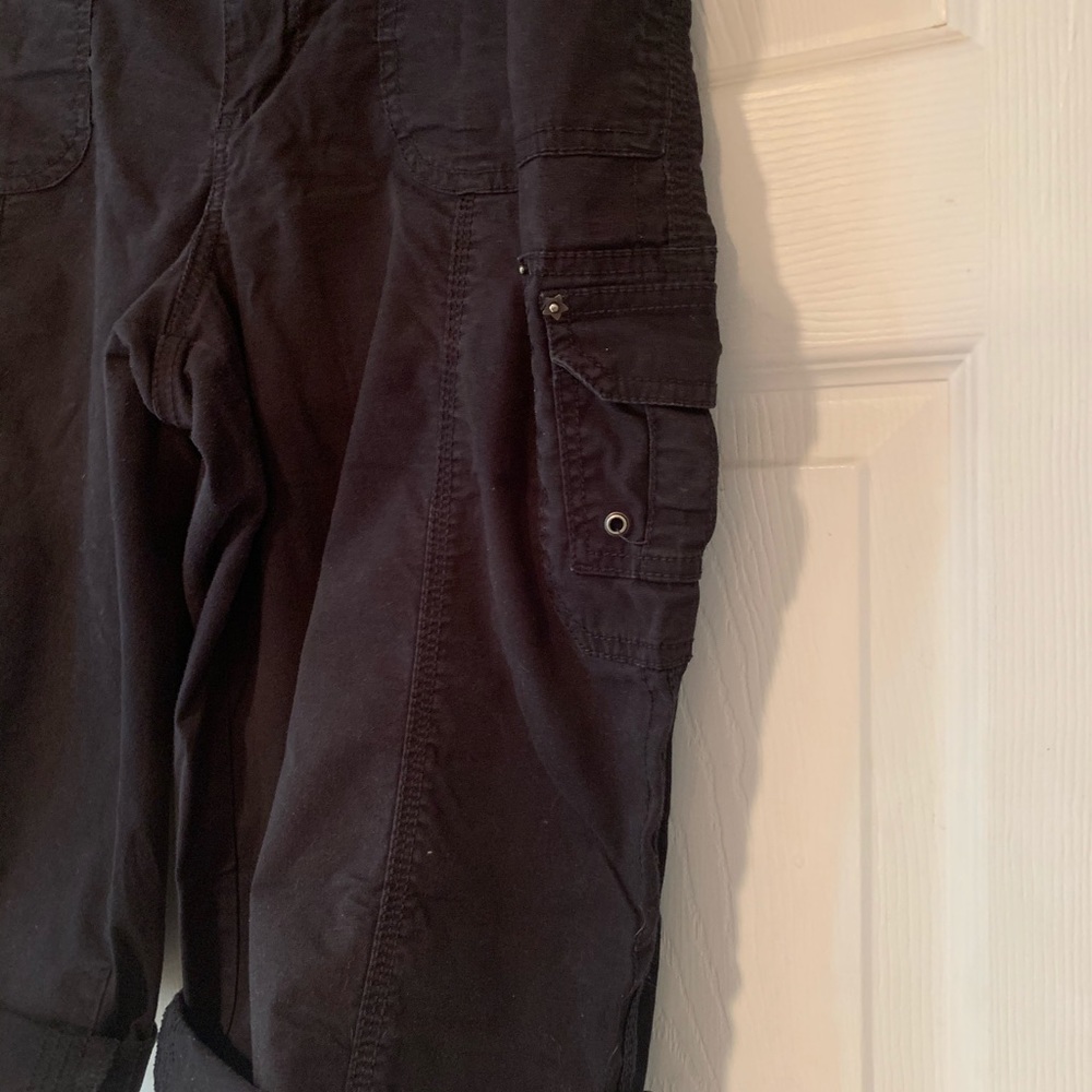 Capri Pants - Picture 5 of 7